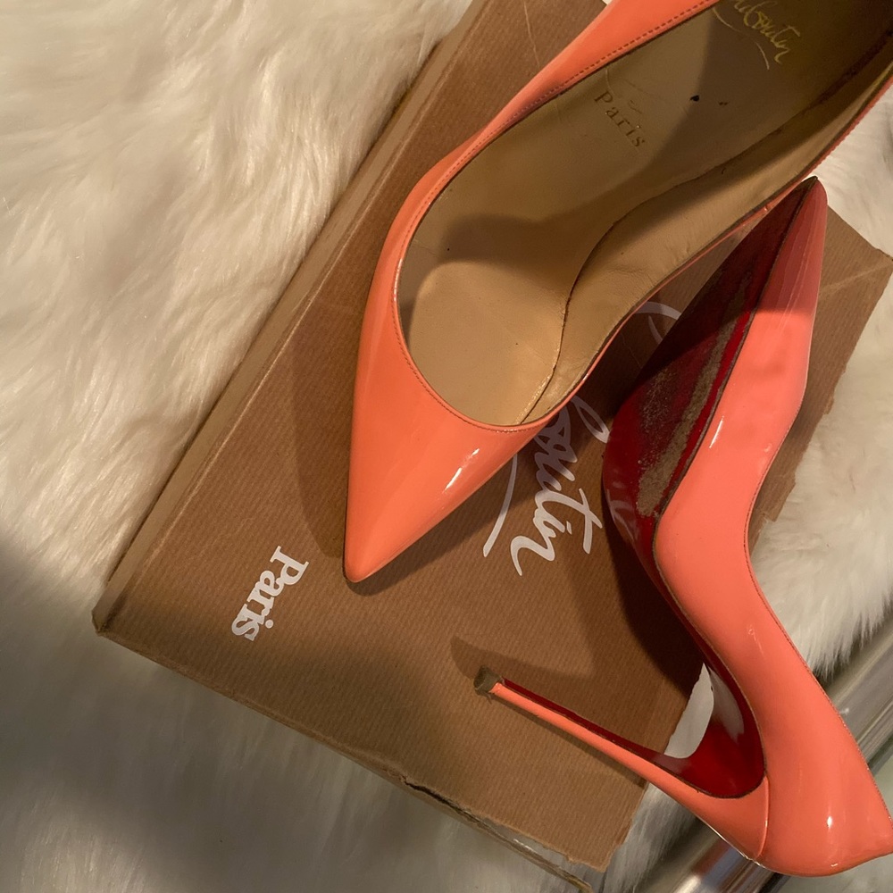 Peach Christian Louboutin So Kate’s